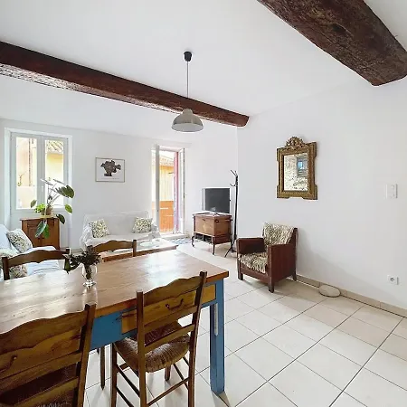 Le Nid Messiaen Apartment *